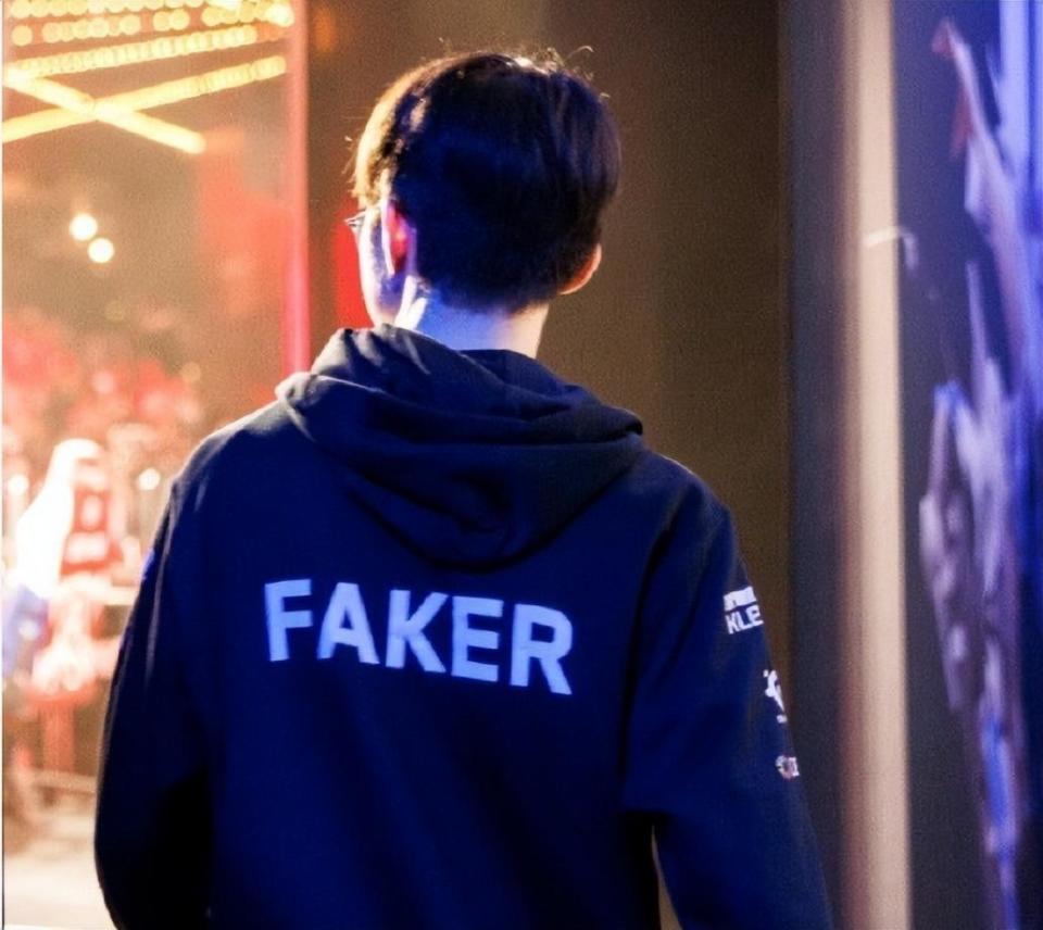 开云入口-Faker重要时刻战术调整，DWG带队取胜！上演精彩一战的简单介绍